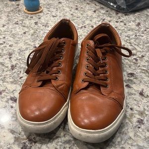 Mens brown leather casual dress sneaker